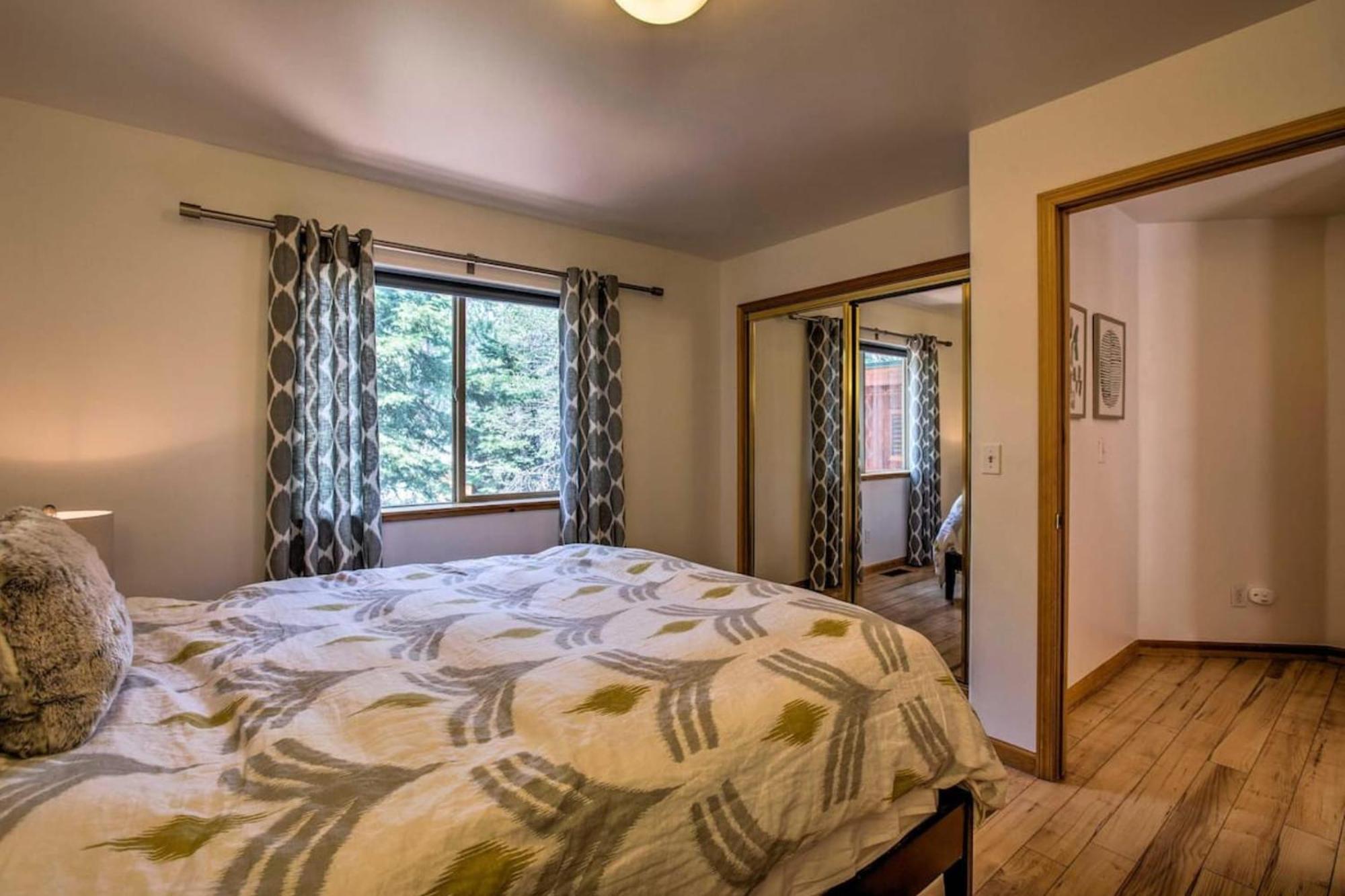 Moosetrack By Avantstay Cozy Cabin In The Of Tahoe Donner W Hot Tub トラッキー エクステリア 写真